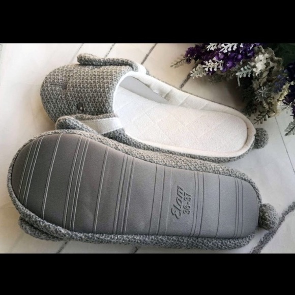 NWT bunny memory foam home slippers super cute 5⭐️ - Picture 2 of 5